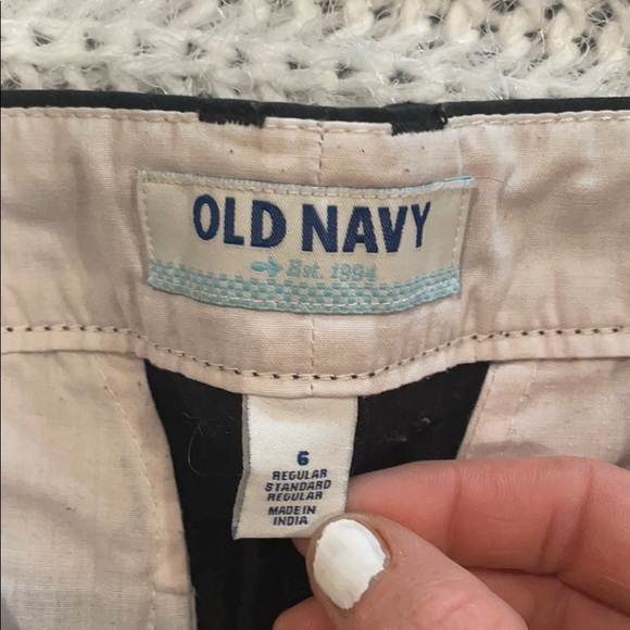 Black shorts - Picture 3 of 3